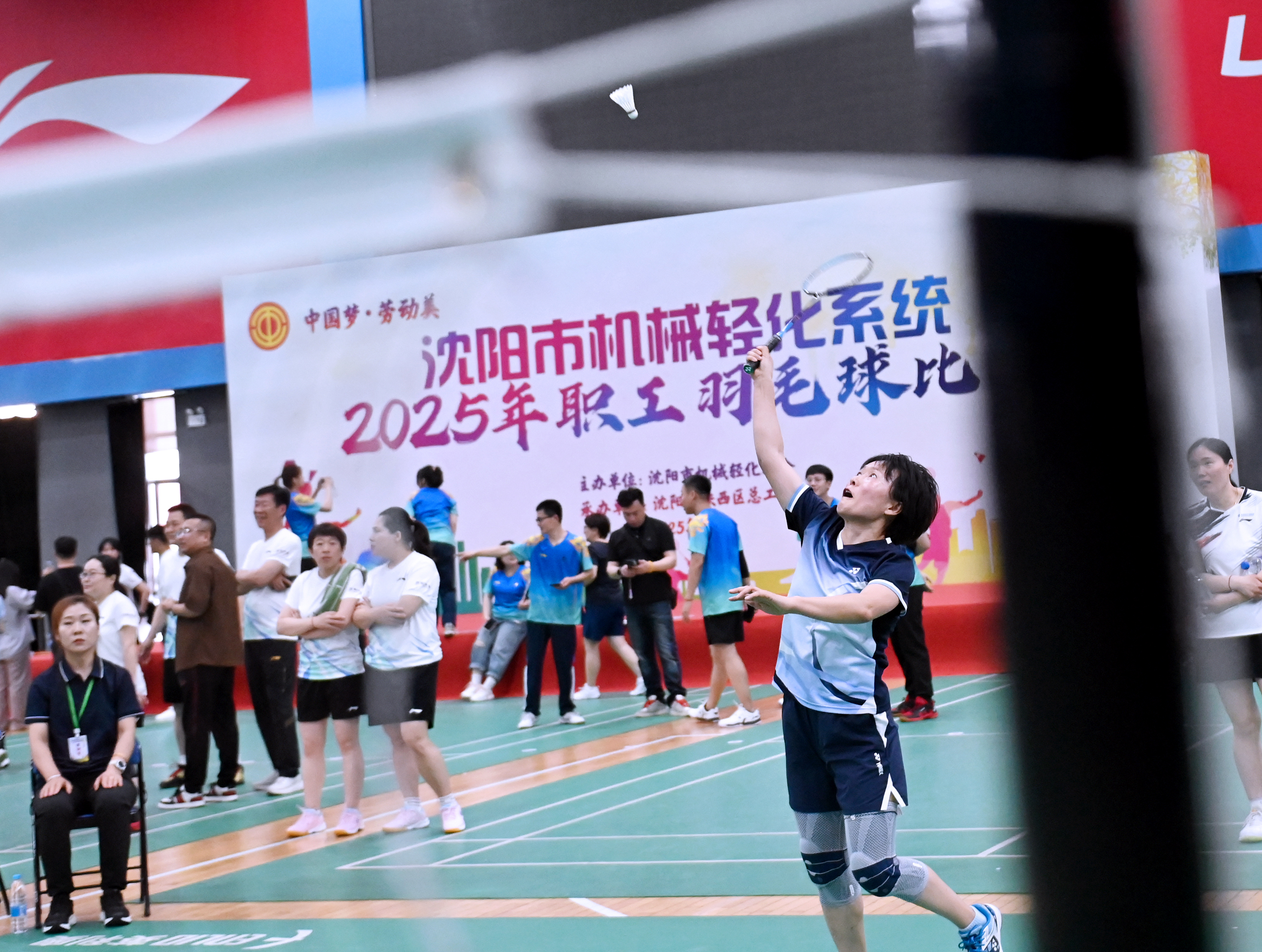 机械轻化羽毛球05.jpg