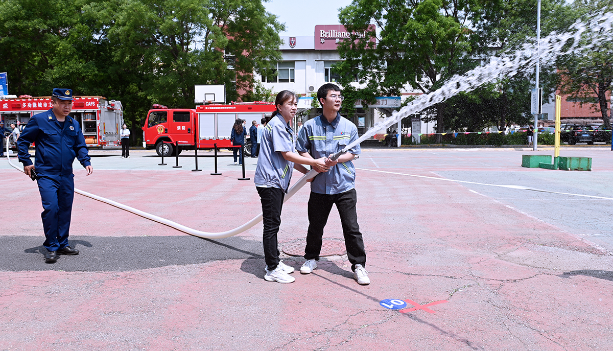 汽车劳动竞赛04.jpg